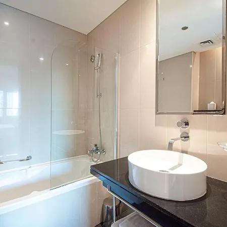 Songs Of The Lake By Lagom - Bonnington Apartment Jumeirah Lake Towers, Dubai Buitenkant foto